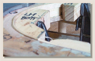 opus16construction024008.gif